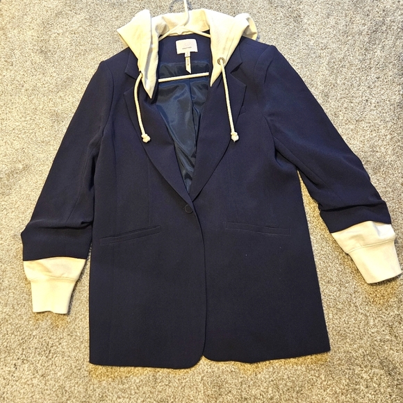 Cinq â Sept Women's Hooded Khloe - Picture 5 of 14